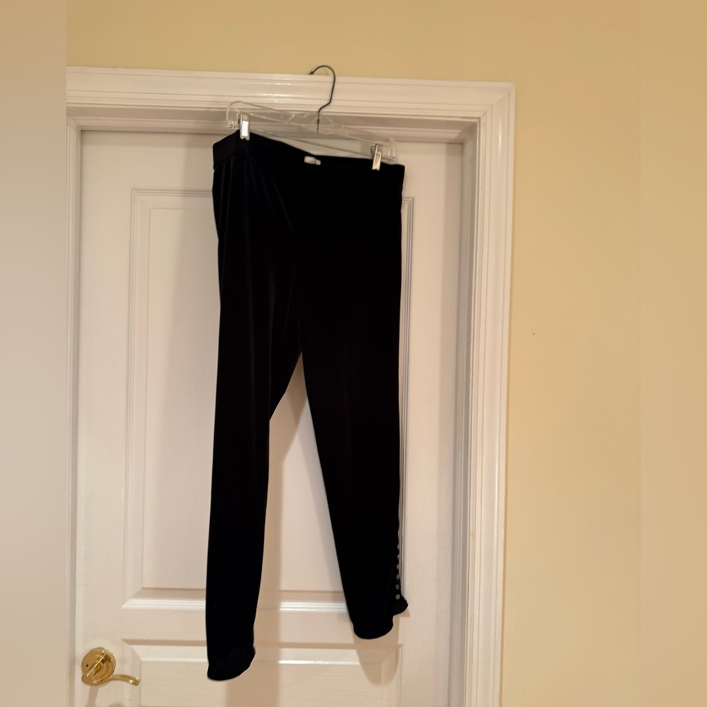 Cache Black Velvet Leggings with Button Detail